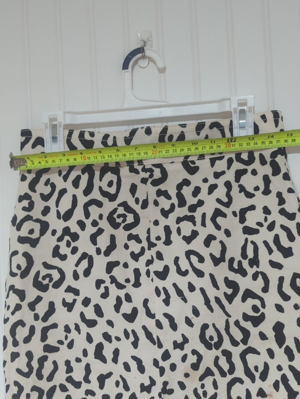 Ann Taylor Black and Cream Leopard Pencil Skirt - Picture 5 of 6
